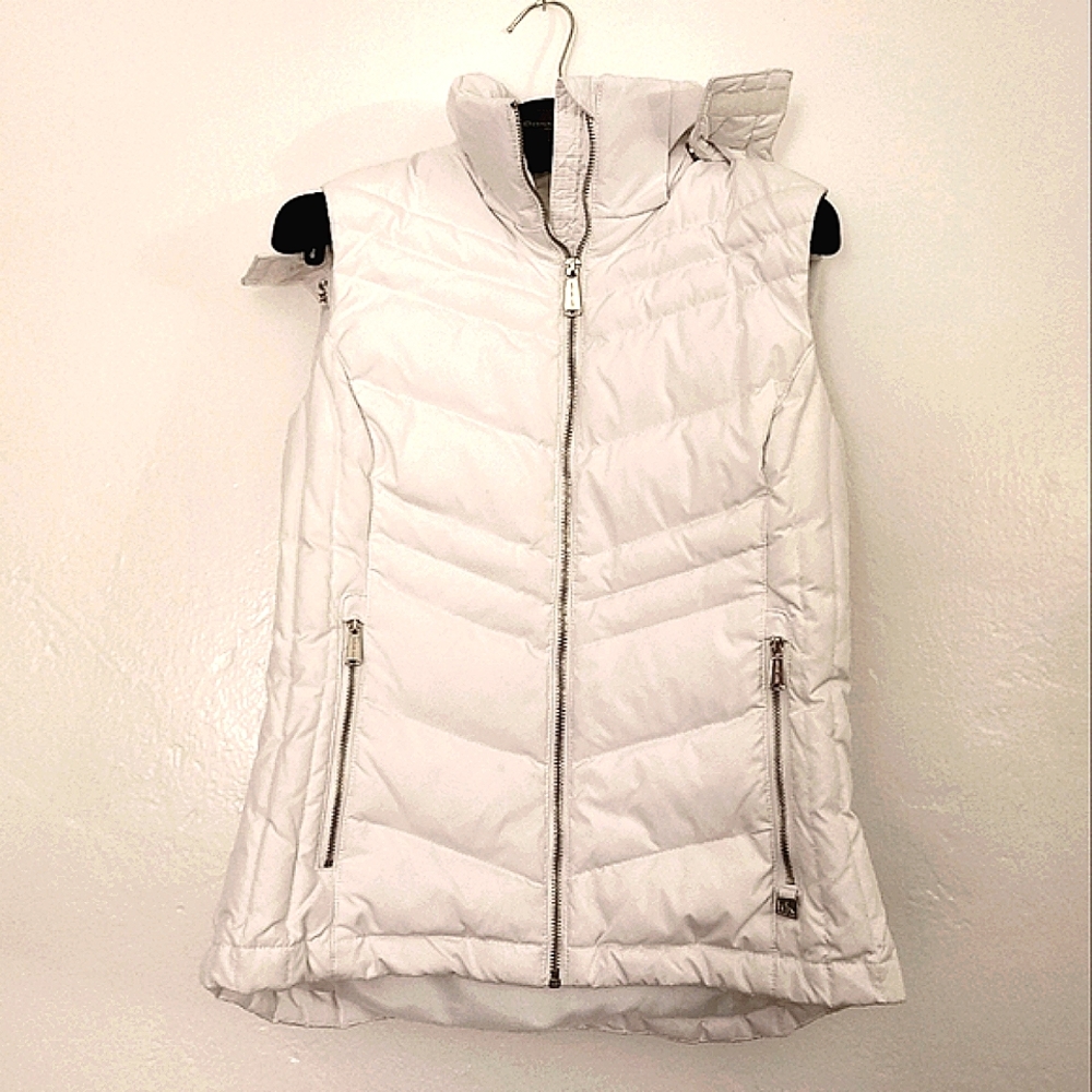 Michael Kors White Hooded Puffer Vest